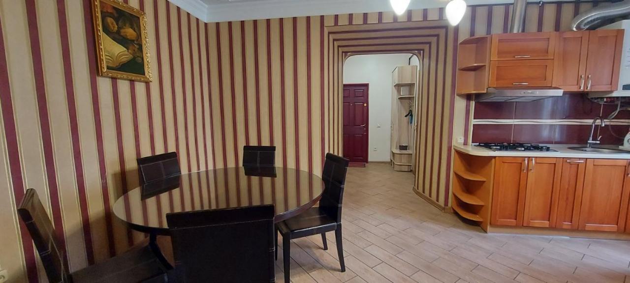 Stylish Deluxe Apartments!!! Львів Екстер'єр фото